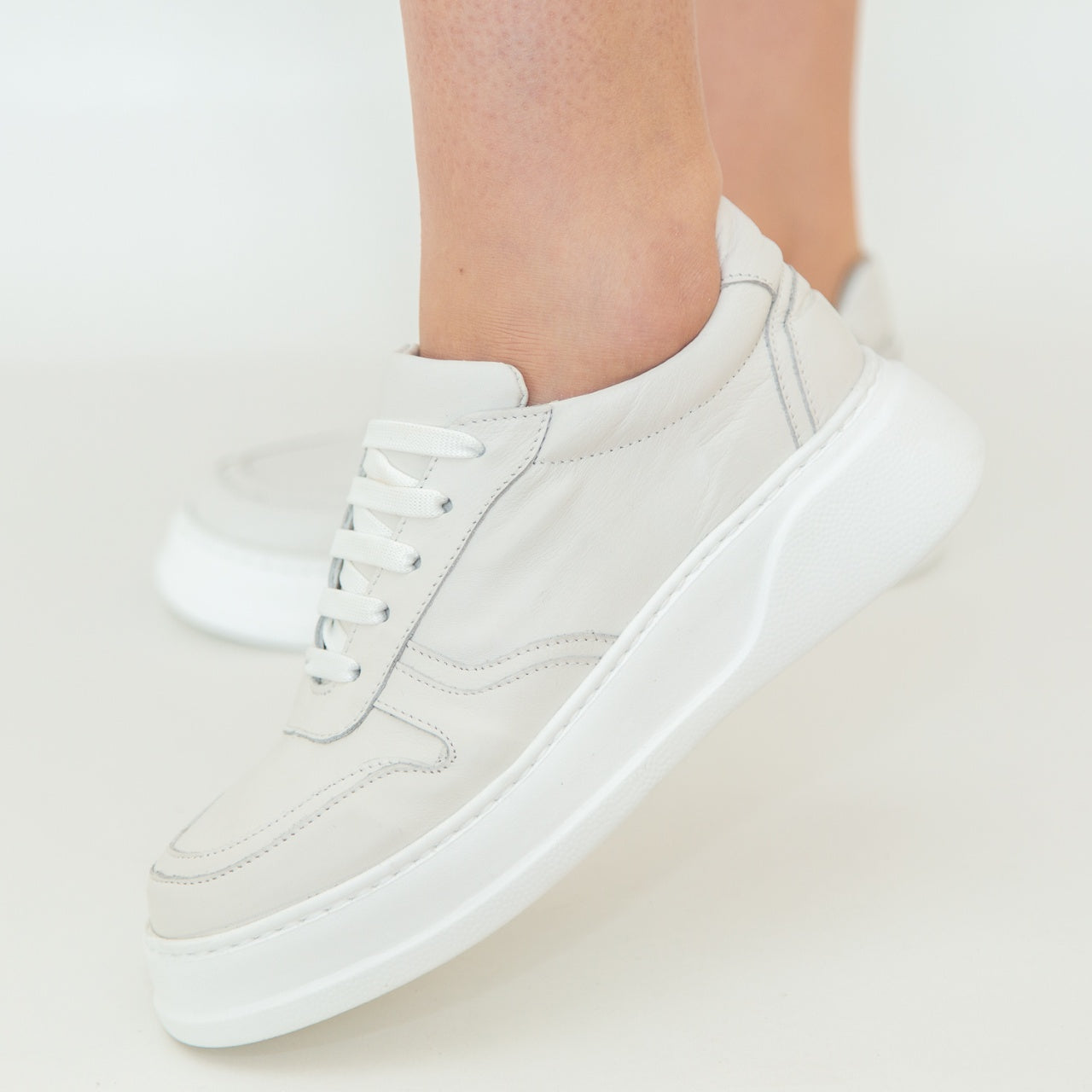 Pantofi casual dama 2011 alb