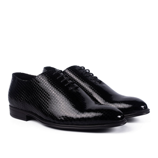 Pantofi eleganti barbati 913m negru lac