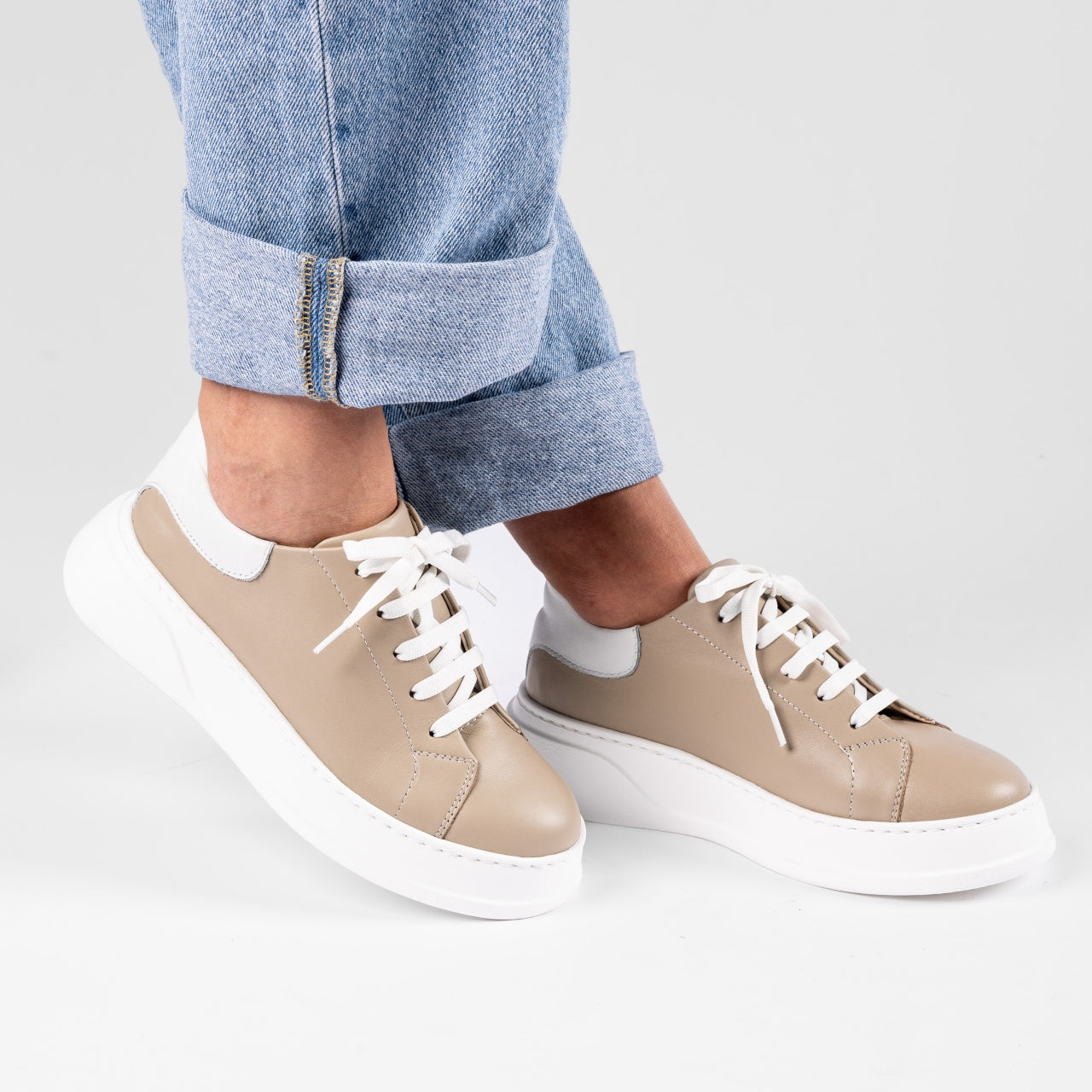 Pantofi casual dama 2010 bej