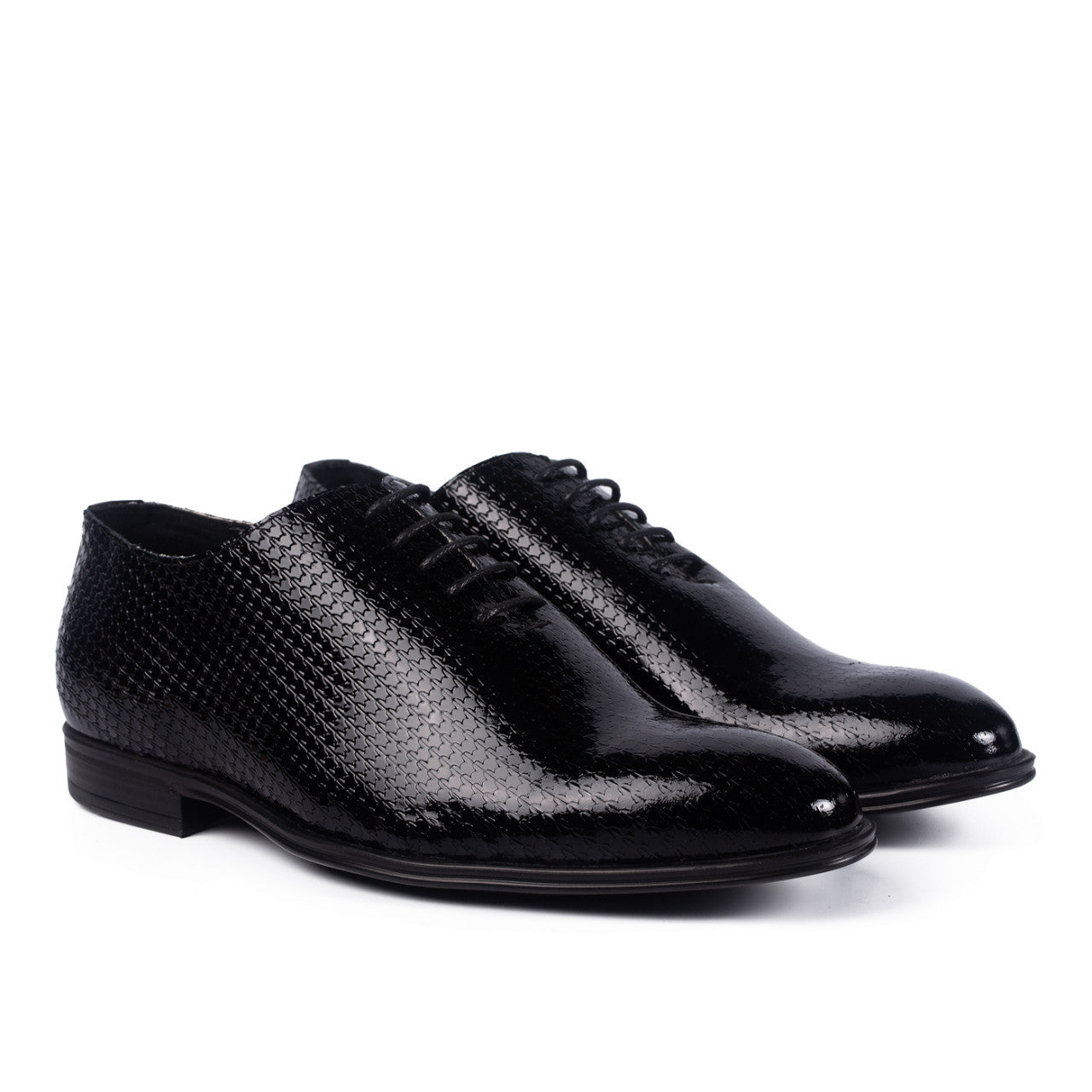 Pantofi eleganti barbati 913m negru lac