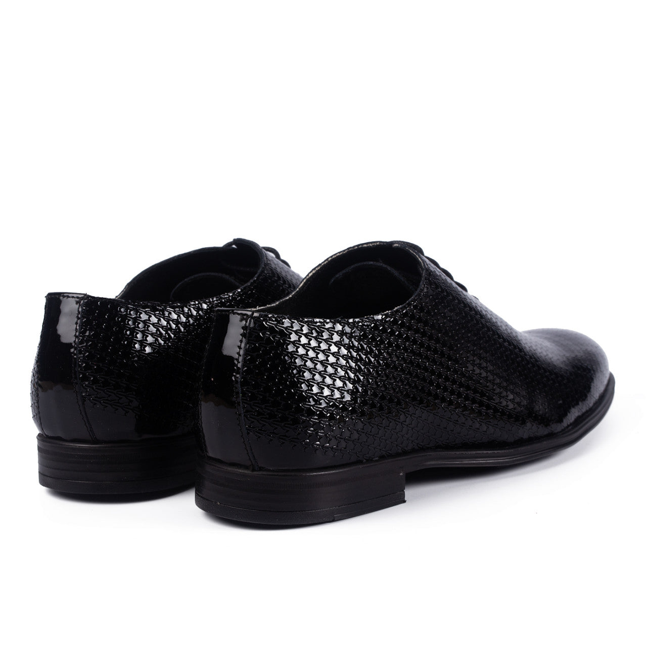 Pantofi eleganti barbati 913m negru lac