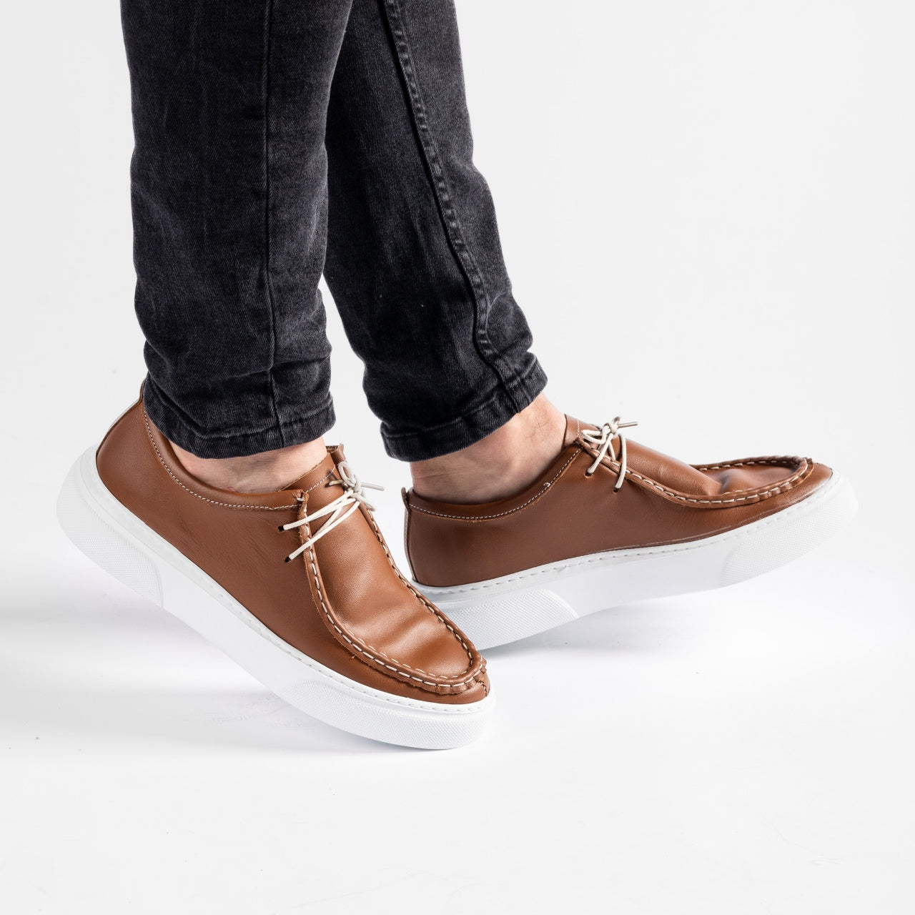 Pantofi sport barbati 700 maro